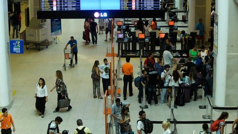 Com São Paulo como destino preferido, programa já registrou 10.261 bilhetes reservados, representando quase 30% do total - Imagem: Reprodução / Tânia Rêgo / Agência Brasil