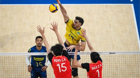 Com a vitória sobre a China, Brasil aumenta as expectativas em busca do tetracampeonato - Imagem: Reprodução / X / @SurtoOlimpico