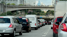 Motoristas devem se atentar às restrições para evitar multas - Imagem: Reprodução