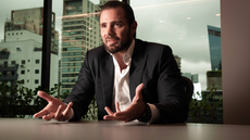 Documento encontrado em e mails de Daniel Vorcaro detalharia suposto mecanismo de blindagem patrimonial envolvendo ativos ligados à família controladora do Banco Master - Imagem: Reprodução