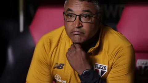 Roger Machado não aguentou a pressão e foi demitido depois de 17 jogos - Imagem: Reprodução/Ettore Chiereguini/AGIF