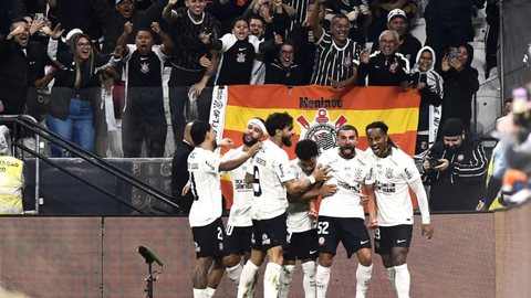 Timão derrota Atlético-MG e se afasta da zona de rebaixamento do Brasileirão - Imagem: Reprodução/Marcos Ribolli