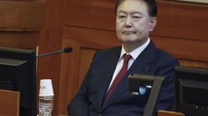 Yoon Suk Yeol é acusado "liderar insurreição" após lei marcial - Imagem: Reprodução / X / @WashTimes