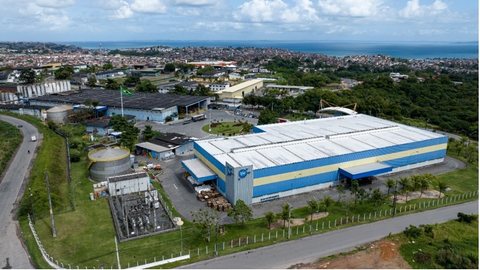 Química Amparo ampliou o recall voluntário de lava-roupas líquidos da marca Ypê produzidos até março de 2026 após plano aprovado pela Anvisa. - Imagem: Reprodução