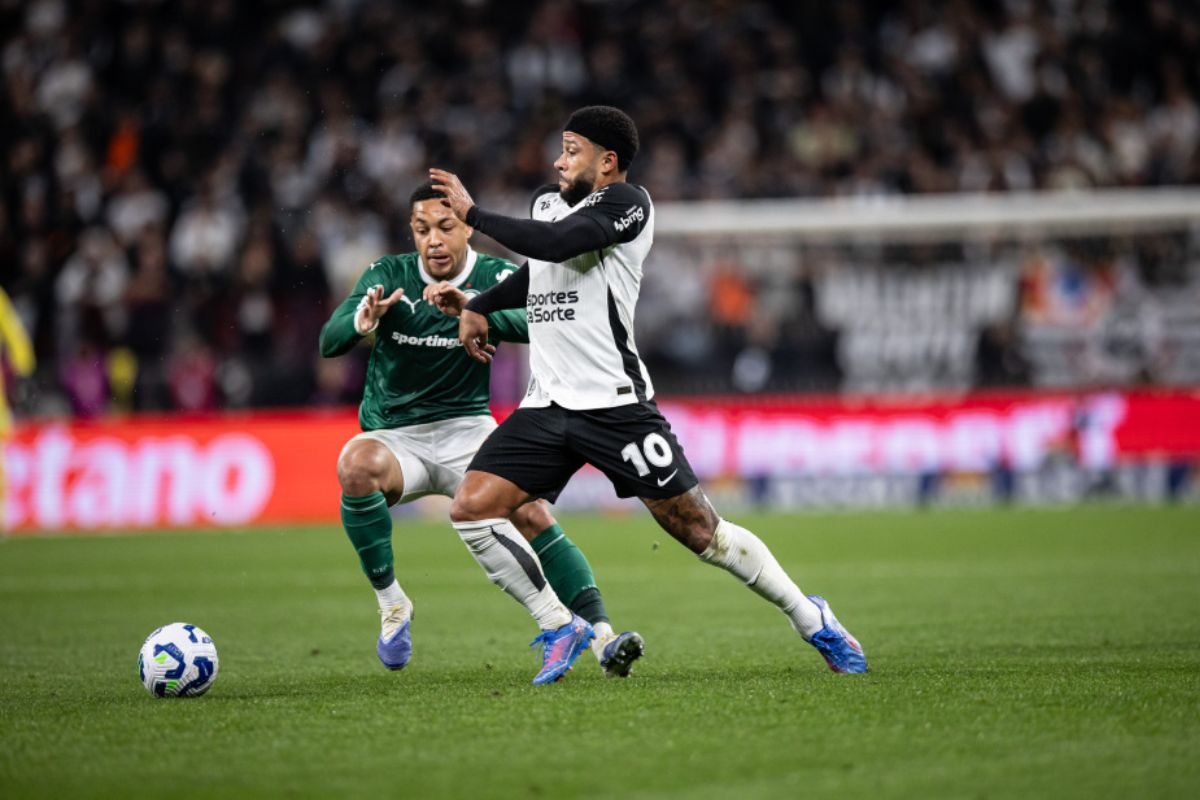 No Paulistão, as duas equipes brigam por posições na tabela, com vitória podendo garantir classificação ao mata-mata