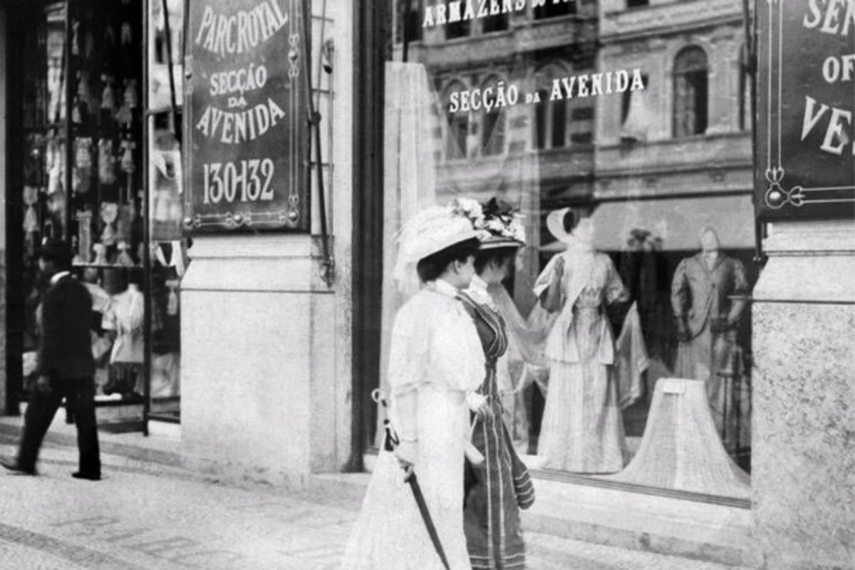 Parc Royal  - Vitrines, elegância e distinção na Belle Époque carioca”