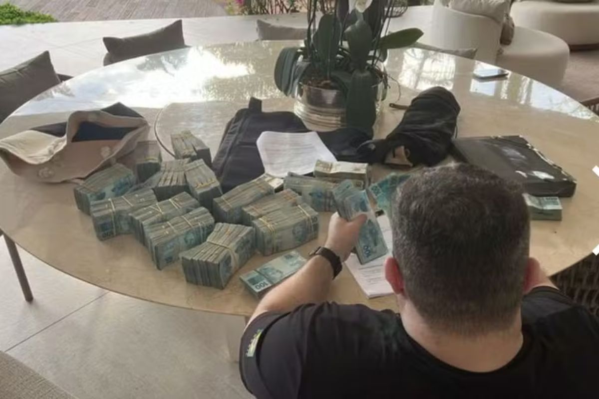 PF prende diretoria do Banco Master e apreende dinheiro durante investigação de fraude
