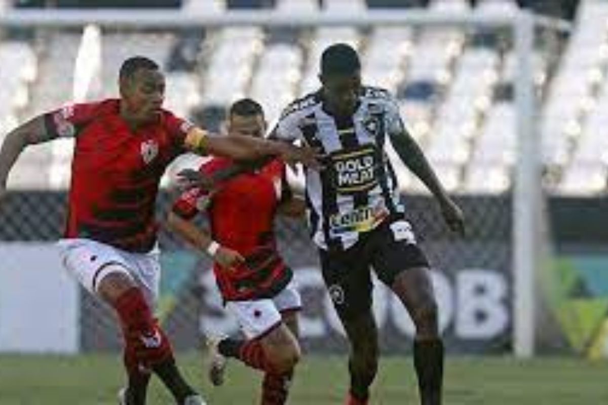Provável Atlético-GO para pegar o Flamengo — Foto: ge