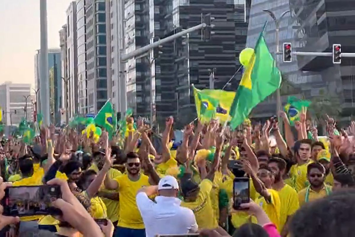 Indianos criam torcida organizada para apoiar Brasil na Copa do