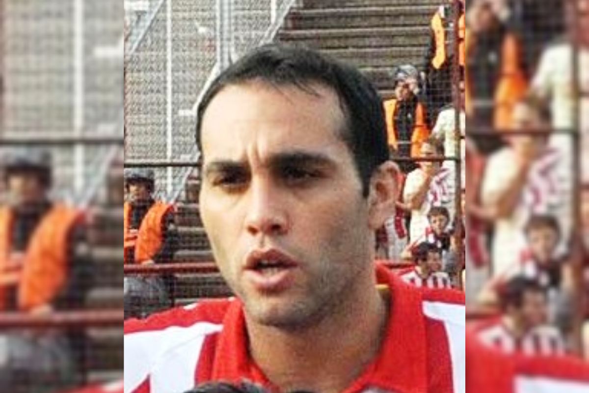 O jogador argentino Leandro Desábato, detido por racismo durante partida da Copa Libertadores – Imagem: Reprodução / Wikipédia / Cazadoroculto