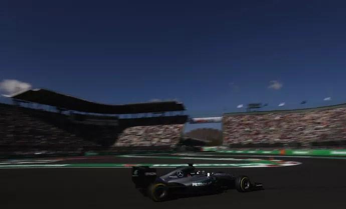 Lewis Hamilton é pole position do GP do México (Foto: Getty Images)