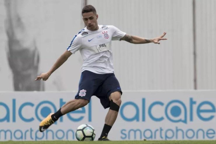 Gabriel volta a ficar à disposição após três jogos de suspensão (Foto: Daniel Augusto Jr;Ag.Corinthians)