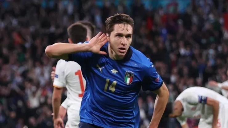 Chiesa fez o gol da Itália contra a Espanha