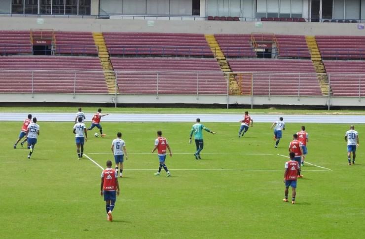 Último treino do Palmeiras no Panamá, ainda sob comando de Roger Machado — Foto: Felipe Zito