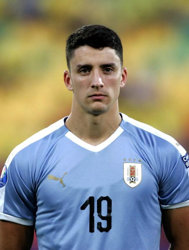 Joaquin Piquerez pela seleção do Uruguai — Foto: MB Media/Getty Images