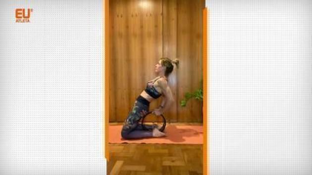 O uso da roda de yoga para a prática da modalidade