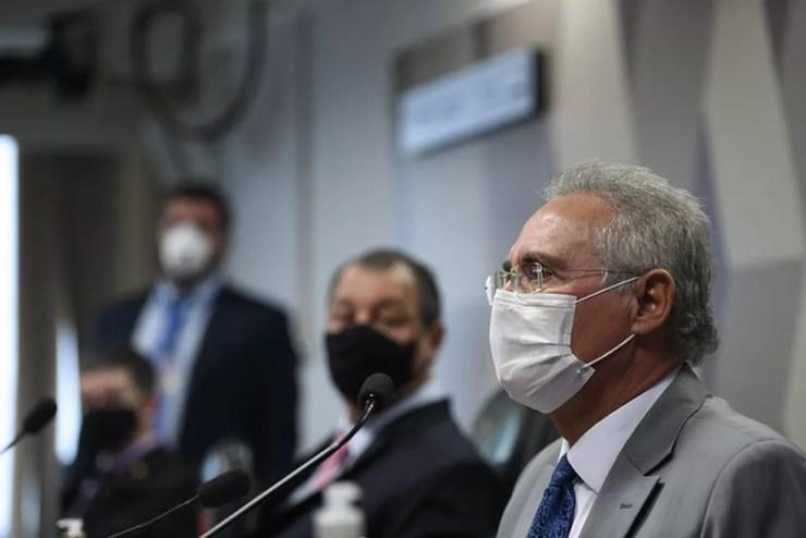 Senador Renan Calheiros (MDB-AL) em pronunciamento na CPI da Pandemia — Foto:  Edilson Rodrigues/Agência Senado