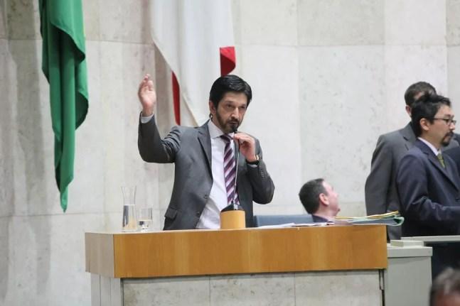 O vereador Ricardo Nunes (MDB) discursa no plenário da Câmara Municipal de São Paulo quando era vereador. — Foto: Divulgação/CMSP
