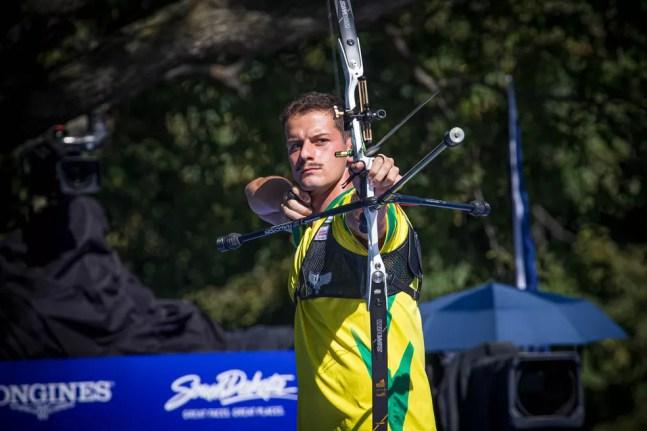 Marcus Vinícius D'Almeida foi vice-campeão mundial de tiro com arco — Foto: Dean Alberga/Handout/World Archery Federation/Getty Images