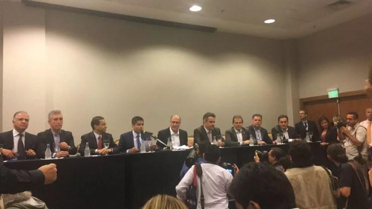 Líderes do 'Centrão', ao lado de Alckmin, oficializaram o apoio à candidatura do tucano em evento em Brasília (Foto: Alessandra Modzeleski/G1)