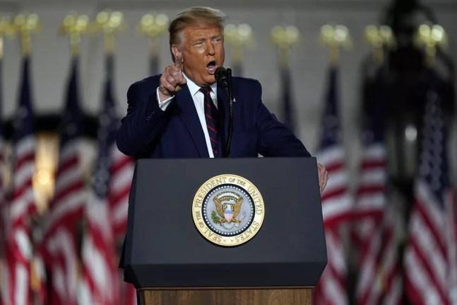 Trump fala na última noite da Convenção Nacional do Partido Republicano — Foto: Evan Vucci/AP