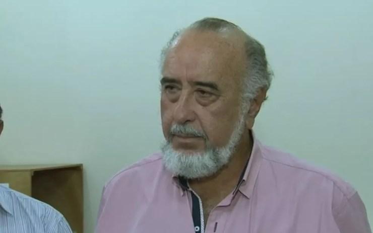 Prefeito Edson Gomes tomou posse, mas foi preso logo depois em Ilha Solteira (Foto: Reprodução/TV TEM)