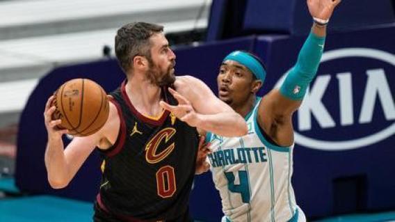Melhores momentos: Charlotte Hornets 90 x 103 Cleveland Cavaliers pela NBA