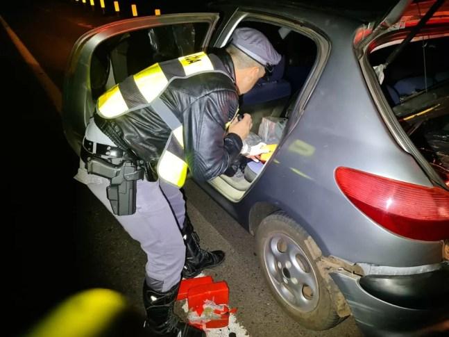 Carga de maconha foi localizada em carro abordado na SP-270, em Regente Feijó — Foto: Polícia Rodoviária 