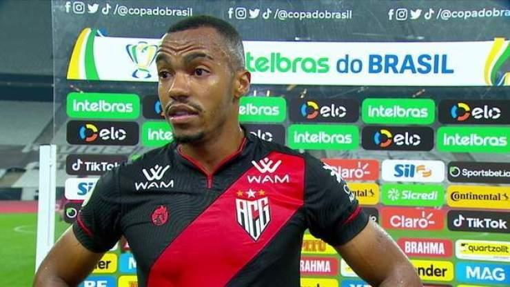 "Vitória maiúscula, que dá confiança para o restante da competição", diz Marlon Freitas, volante do Atlético-GO
