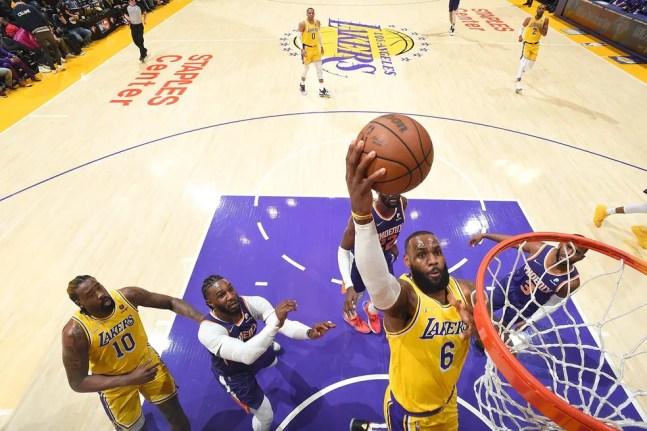 Los Angeles Lakers x Phoenix Suns LeBron James — Foto: Adam Pantozzi / Los Angeles Lakers