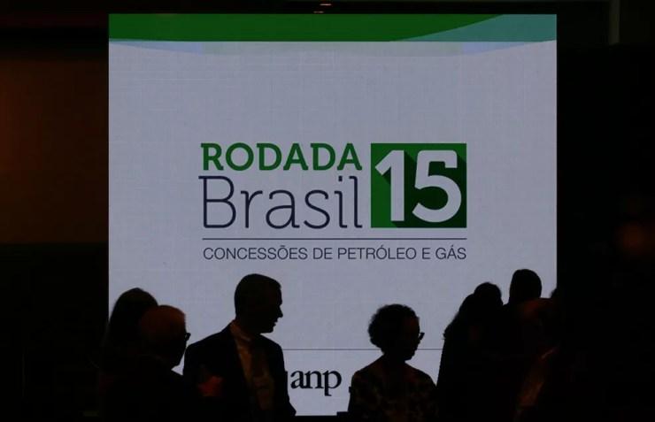 Leilões de petróleo e gás da ANP realizados no ano já garantiram ao governo uma arrecadação de mais de R$ 11 bilhões — Foto: Pilar Olivares/Reuters 