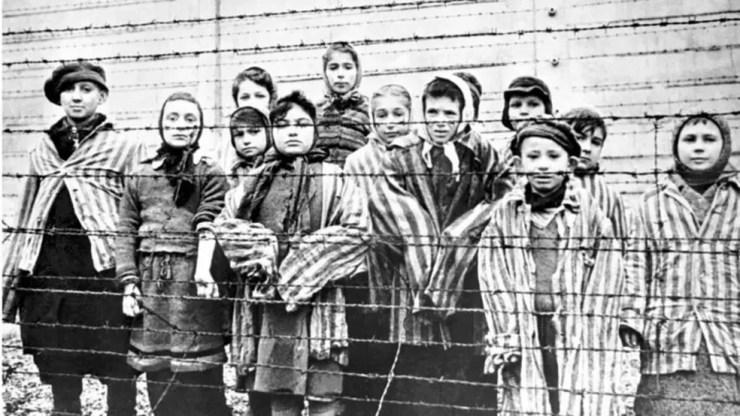 A Alemanha nazista assassinou pelo menos 1,1 milhão de pessoas em Auschwitz — Foto: Getty Images via BBC