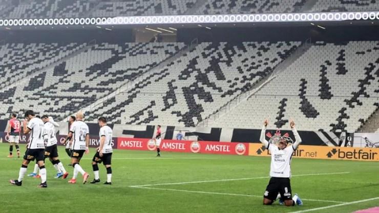 Corinthians faturou premiação extra com goleada