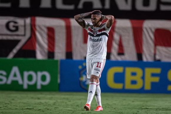 São Paulo, de Luciano, perdeu para o Atlético-GO — Foto: Heber Gomes/AGIF
