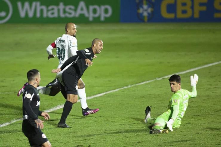 Ytalo foi o destaque do Bragantino e fez os três gols contra o Palmeiras — Foto: Diogo Reis/AGIF