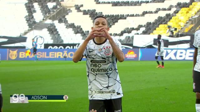 Aos 29 min do 1º tempo - gol de cabeça de Adson do Corinthians contra o Ceará