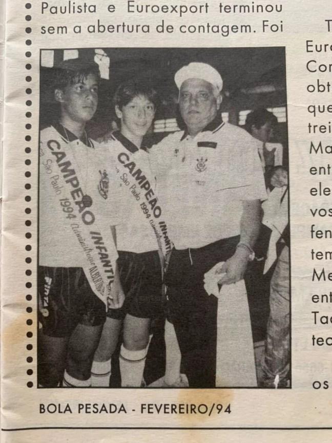 Diego Siston, ao centro, campeão no futsal do Corinthians nos anos 90 — Foto: Arquivo pessoal