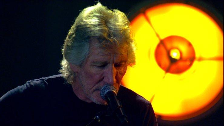 Roger Waters canta 'Wish You Were Here'