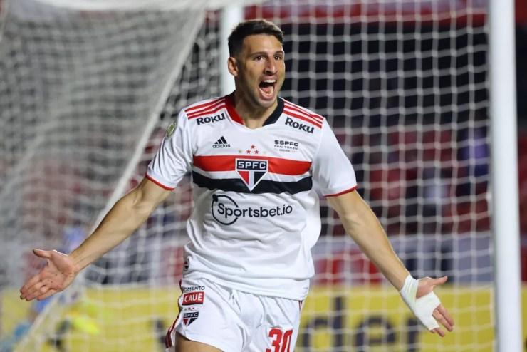 Calleri já fez três gols desde que voltou ao São Paulo — Foto: Marcello Zambrana/AGIF
