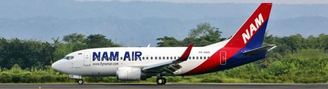 Boeing 737-500 da NAM Air, companhia subsidiária da Sriwijaya Air. Modelo fotografado é o mesmo do que desapareceu dos radares neste sábado (9) — Foto: Reprodução/Sriwijaya Air