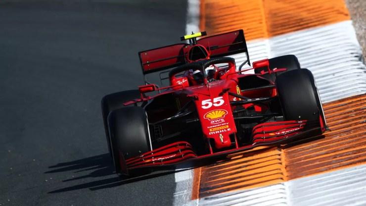 Carlos Sainz chegou na zona de pontuação mais uma vez com a Ferrari em Zandvoort — Foto: Joe Portlock/F1 via Getty Images