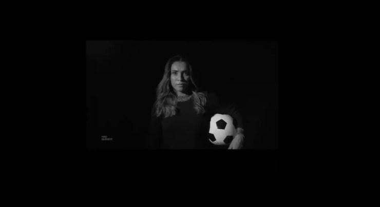 Marta em vídeo divulgado pela Neo Química sobre a parceira  — Foto: Reprodução