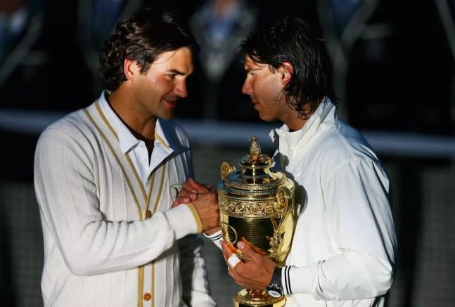 Federer x Nadal em um dos melhores jogos da história do tênis, em Wimbledon 2008 — Foto: Julian Finney/Getty Images