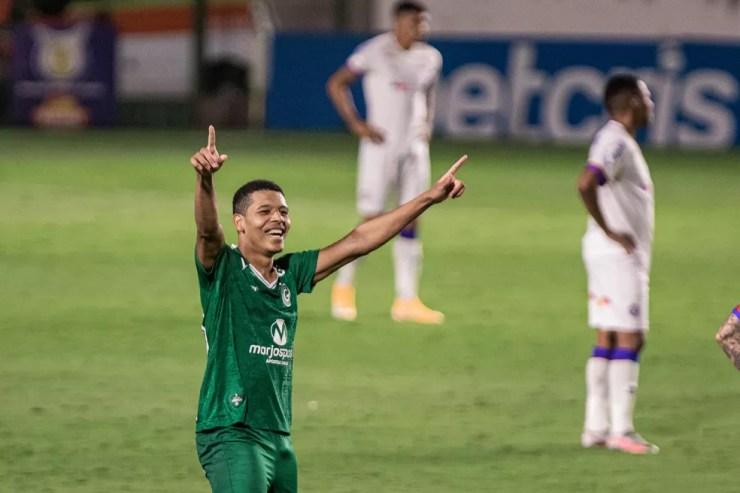 Vinícius Lopes também jogou pelo Goiás em 2021 — Foto: HEBER GOMES/AGIF - AGÊNCIA DE FOTOGRAFIA/AGIF - AGÊNCIA DE FOTOGRAFIA/ESTADÃO CONTEÚDO