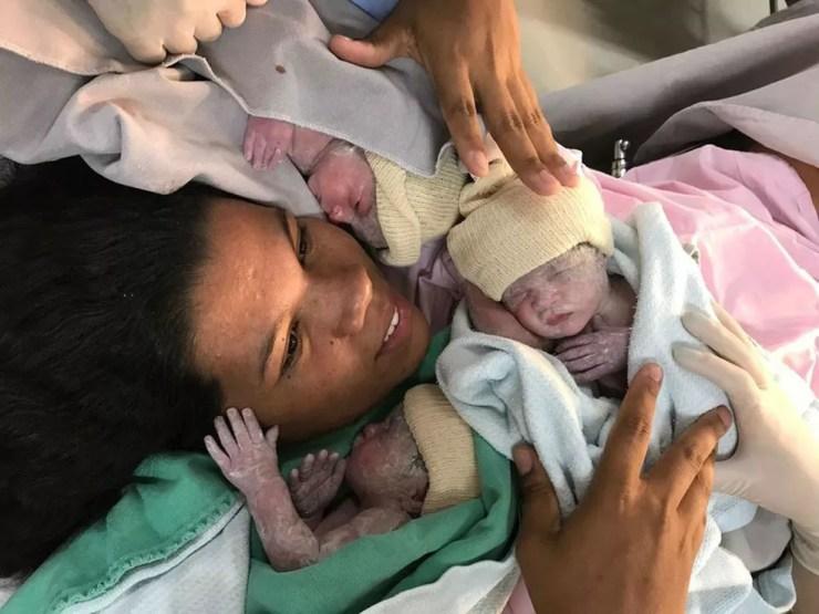 Dona de casa dá à luz a trigêmeas de parto normal em Votuporanga (Foto: Divulgação)