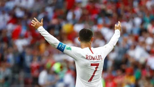 Cristiano Ronaldo comemora vitória de Portugal sobre Marrocos