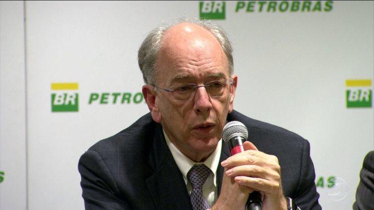 Petrobras cede à pressão política e anuncia redução no preço do diesel nas refinarias