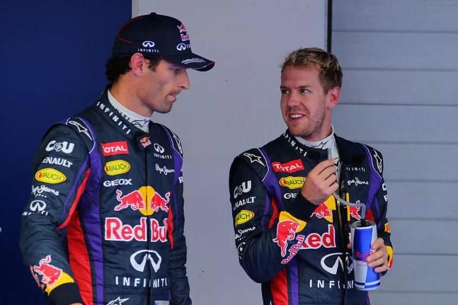 Mark Webber e Sebastian Vettel na classificação do GP da Coreia do Sul em 2013 — Foto:  Clive Rose/Getty Images