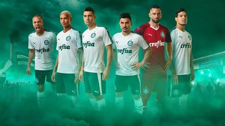 A camisa número 2 do Palmeiras mantém a cor branca — Foto: Reprodução / Palmeiras.com.br