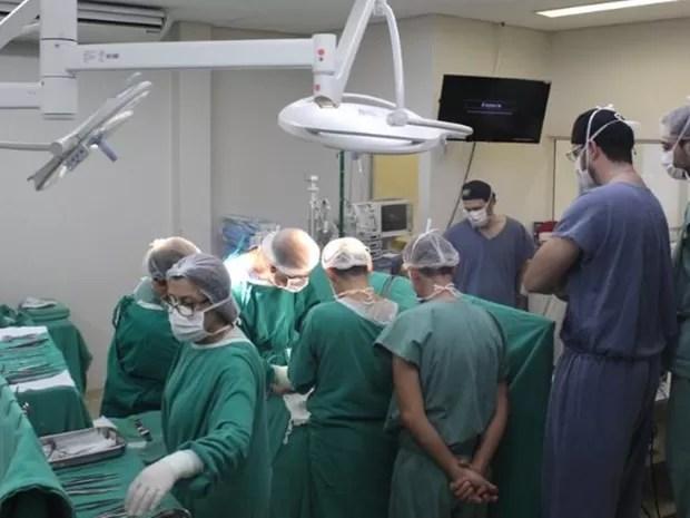 Transplante foi feito durante a madrugada (Foto: Divulgação/Hospital de Base)